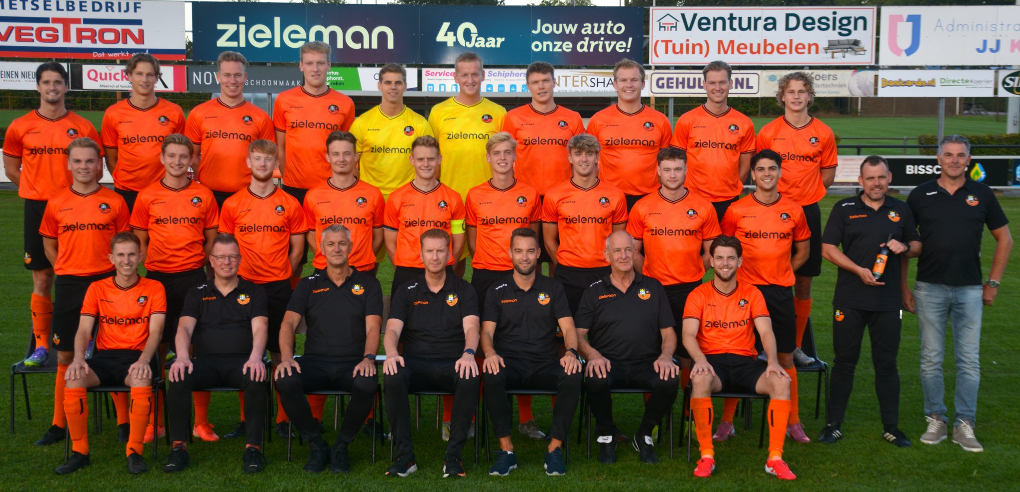 Hoofdsponsor Autobedrijf Zieleman gaat met S.V. Nieuwleusen de 1e klasse in