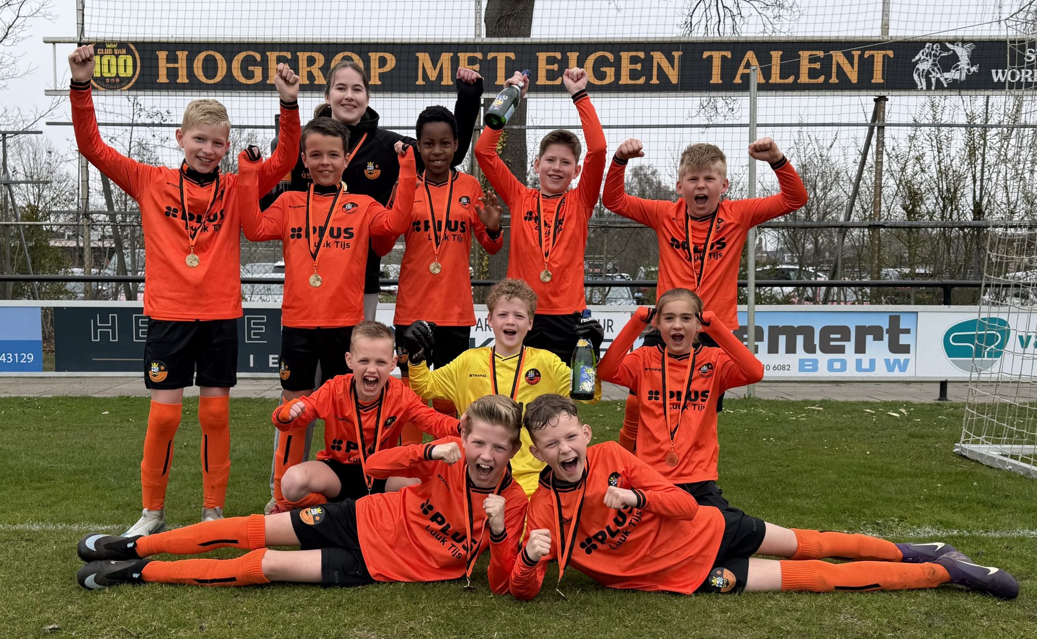 S.V. Nieuwleusen JO11-2 kampioen