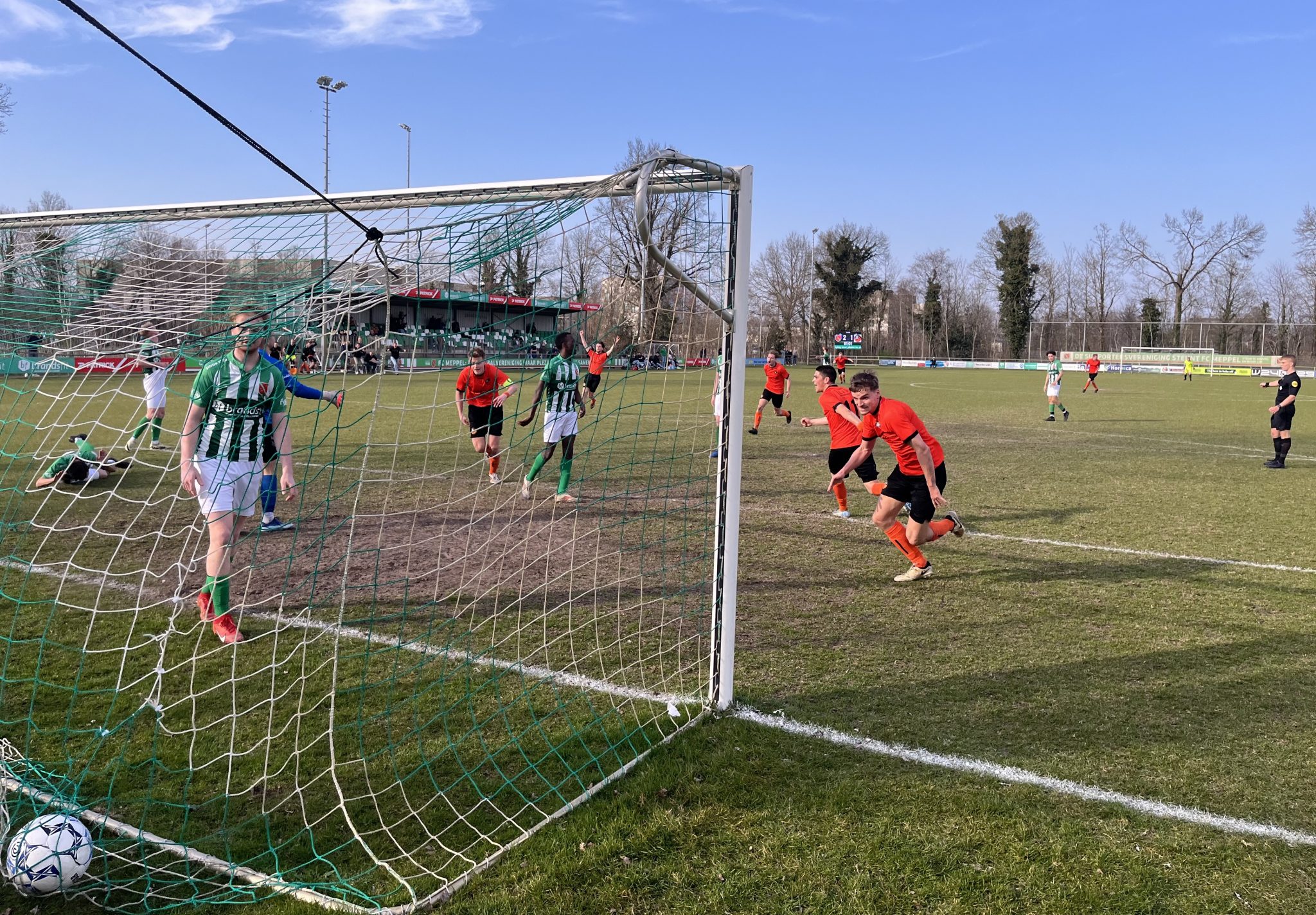 S.V. Nieuwleusen en FC Meppel delen de punten