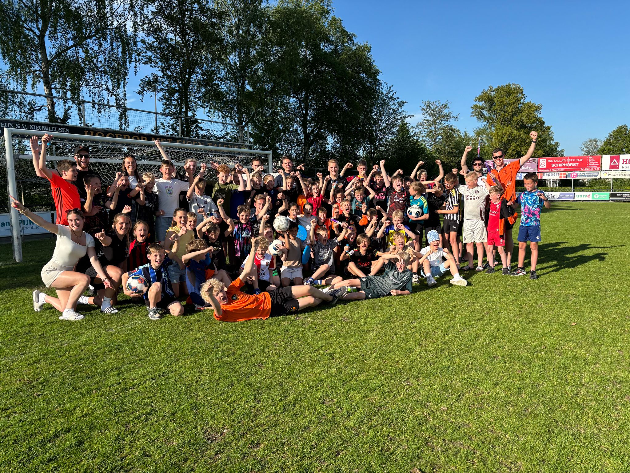Voetbalkamp S.V. Nieuwleusen weer groot succes
