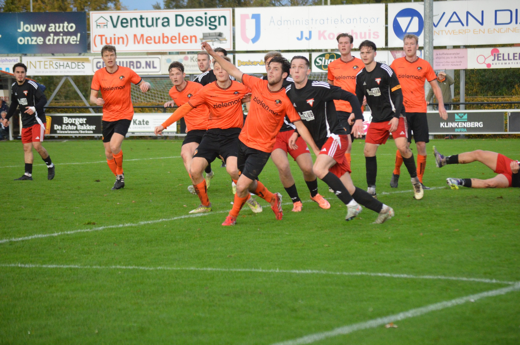 Uiterst effectief Sparta Enschede doet S.V. Nieuwleusen de das om