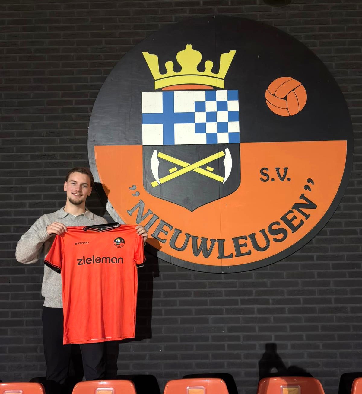 Twan Akkerman stapt over naar S.V. Nieuwleusen